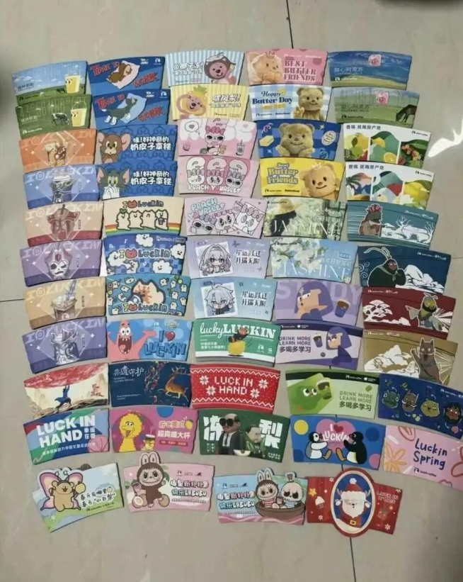 年轻人又开始沉迷奶茶袋了 转卖赚近千元